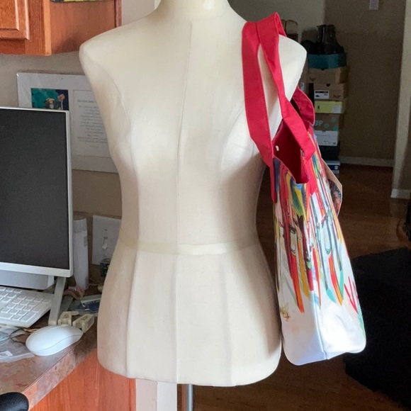 Lady Liberty Fashions Red & White Ski Valais Tote, NWT - Picture 3 of 16
